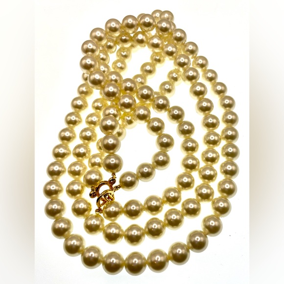 Vintage Gold Tone Long Double Strand Beaded White Faux Pearl Necklace - Picture 5 of 5